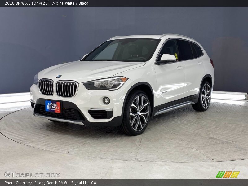 Alpine White / Black 2018 BMW X1 sDrive28i