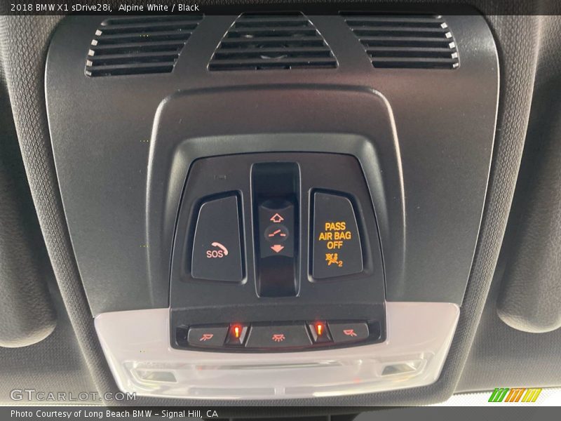 Alpine White / Black 2018 BMW X1 sDrive28i