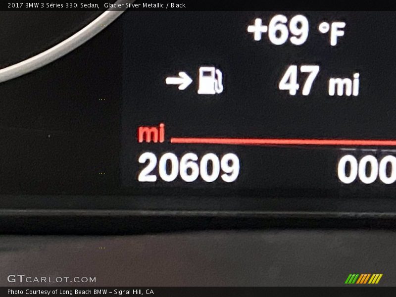 Glacier Silver Metallic / Black 2017 BMW 3 Series 330i Sedan