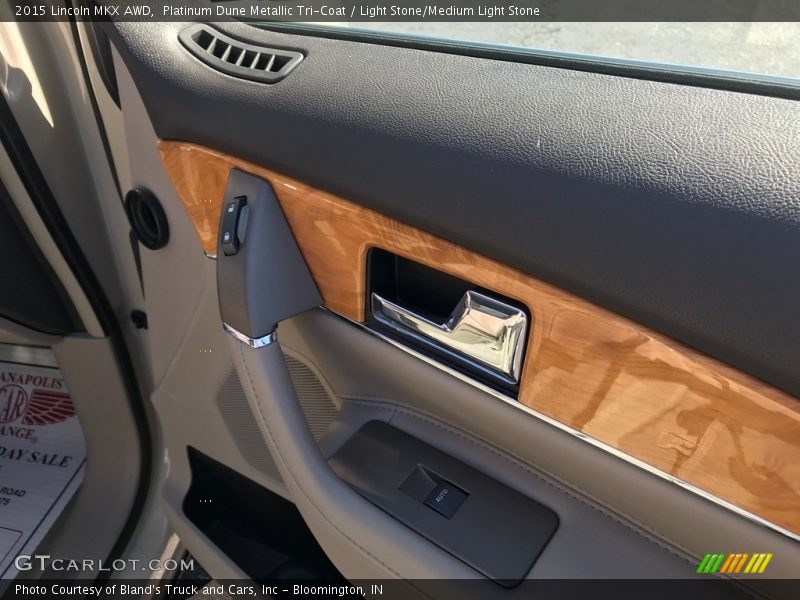 Platinum Dune Metallic Tri-Coat / Light Stone/Medium Light Stone 2015 Lincoln MKX AWD