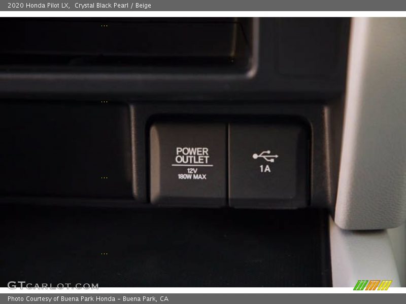 Crystal Black Pearl / Beige 2020 Honda Pilot LX