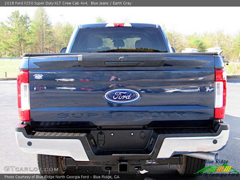 Blue Jeans / Earth Gray 2018 Ford F250 Super Duty XLT Crew Cab 4x4