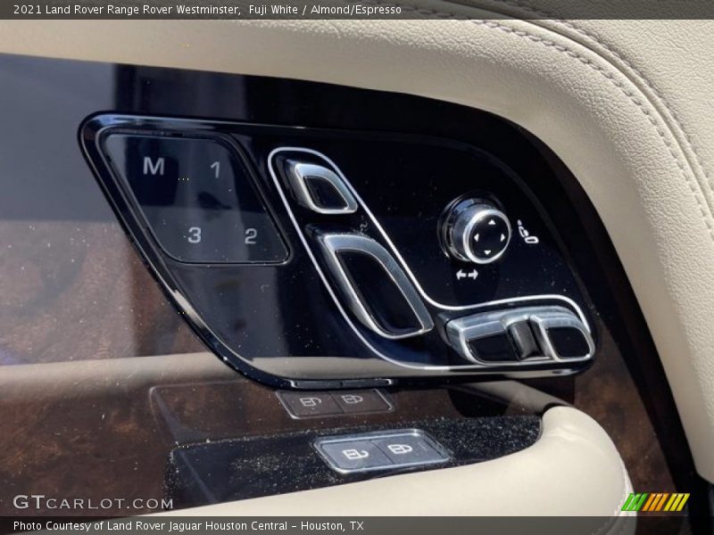 Fuji White / Almond/Espresso 2021 Land Rover Range Rover Westminster