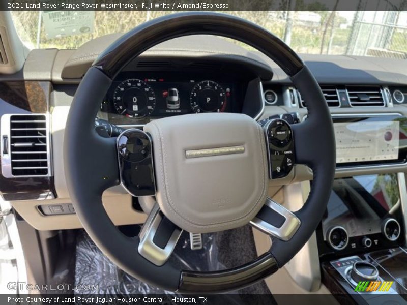 Fuji White / Almond/Espresso 2021 Land Rover Range Rover Westminster
