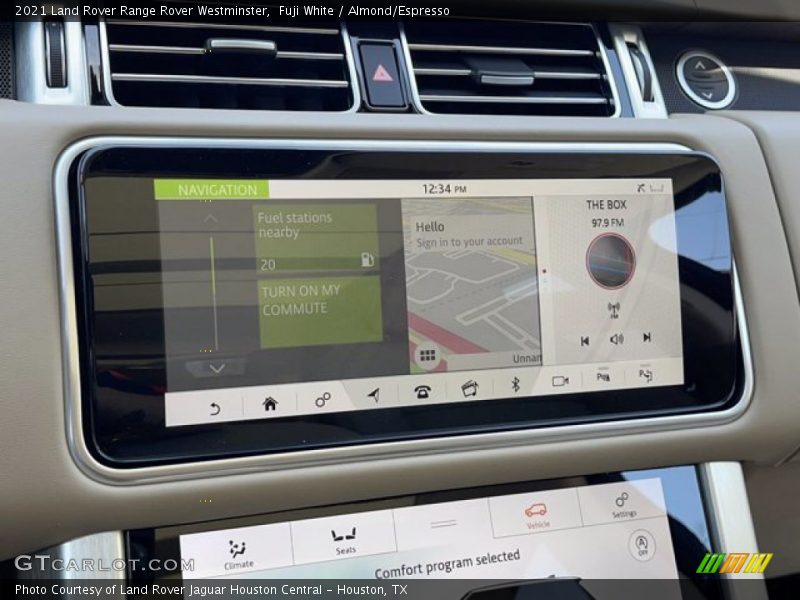 Fuji White / Almond/Espresso 2021 Land Rover Range Rover Westminster
