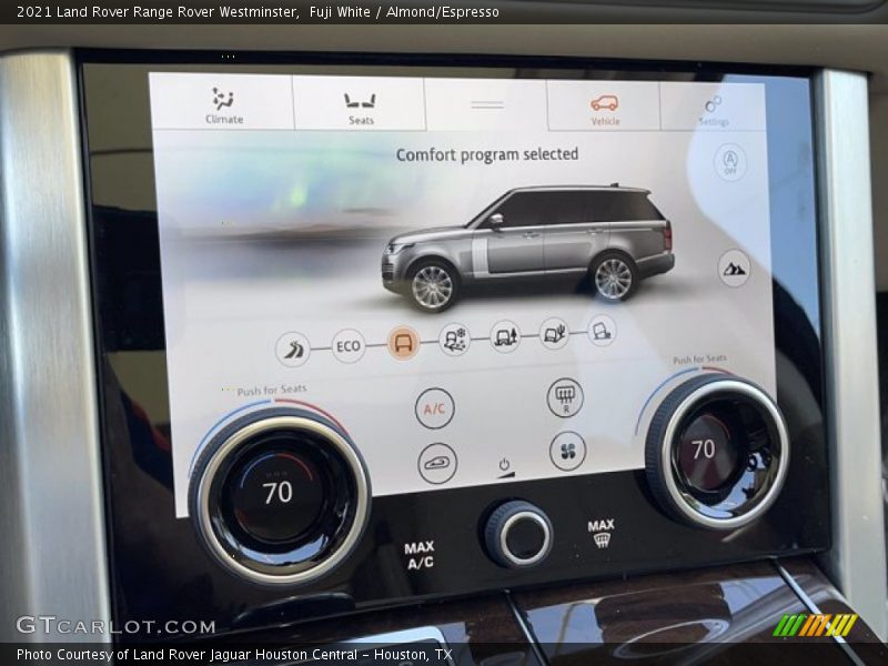 Fuji White / Almond/Espresso 2021 Land Rover Range Rover Westminster