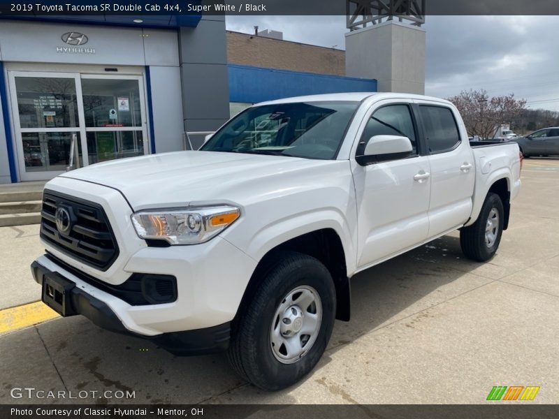 Super White / Black 2019 Toyota Tacoma SR Double Cab 4x4