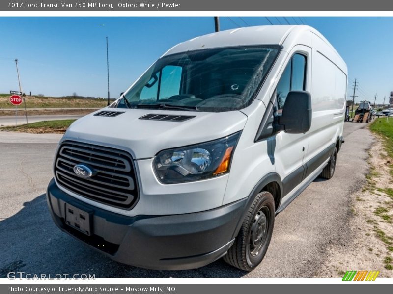 Front 3/4 View of 2017 Transit Van 250 MR Long