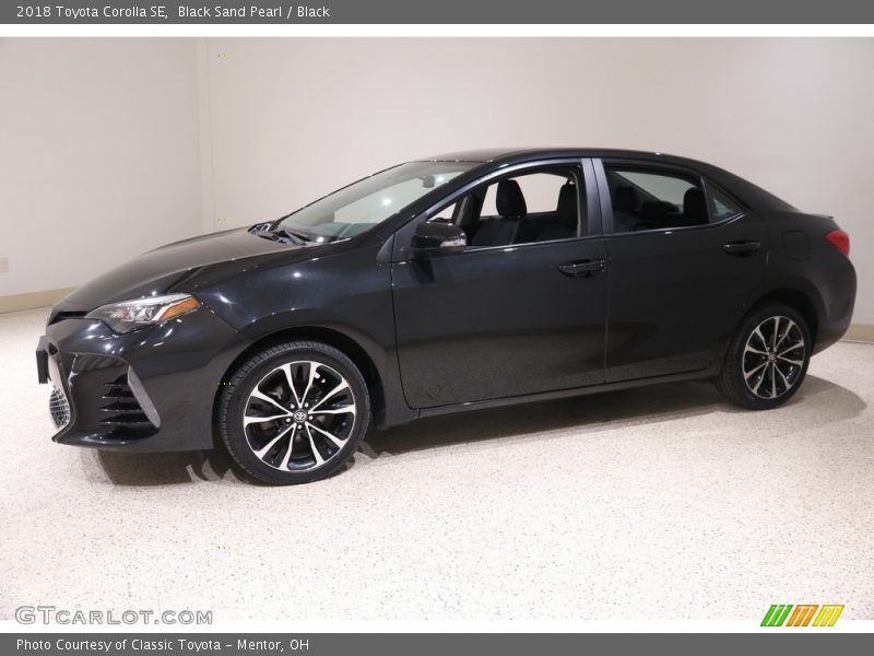 Black Sand Pearl / Black 2018 Toyota Corolla SE