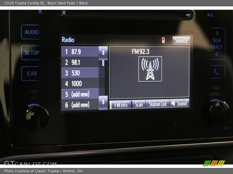 Black Sand Pearl / Black 2018 Toyota Corolla SE