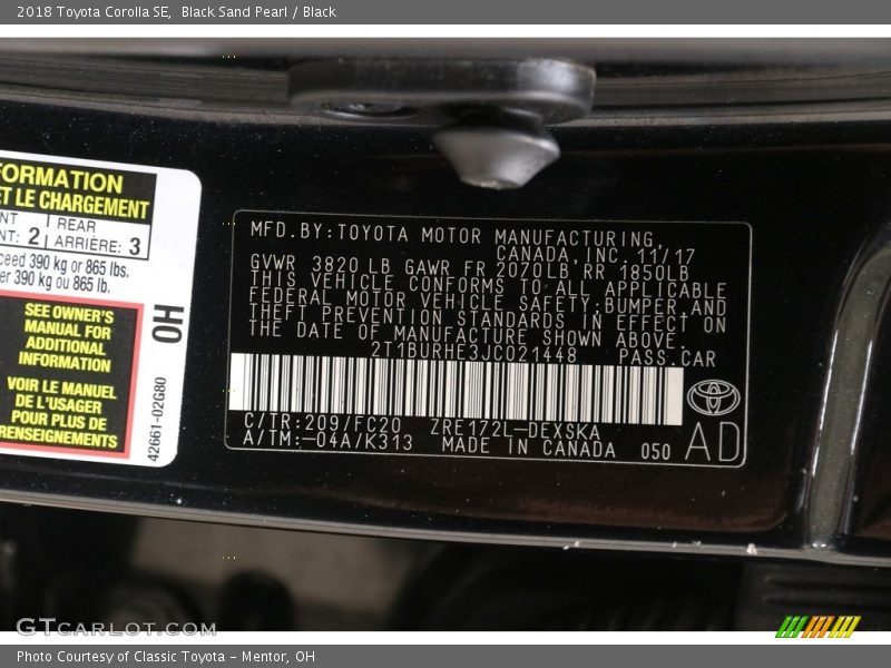 Black Sand Pearl / Black 2018 Toyota Corolla SE