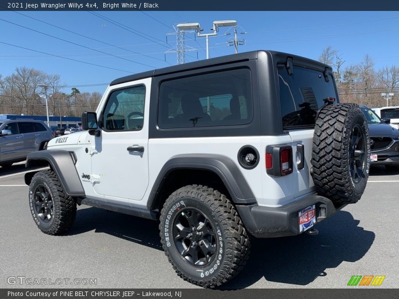 Bright White / Black 2021 Jeep Wrangler Willys 4x4