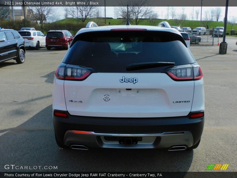 Bright White / Black 2021 Jeep Cherokee Limited 4x4