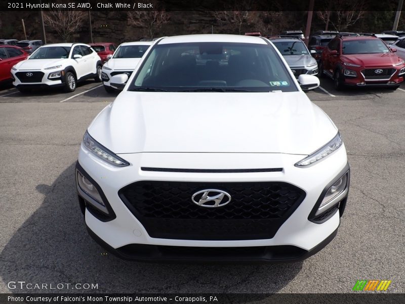 Chalk White / Black 2021 Hyundai Kona SE AWD