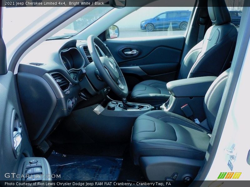 Bright White / Black 2021 Jeep Cherokee Limited 4x4