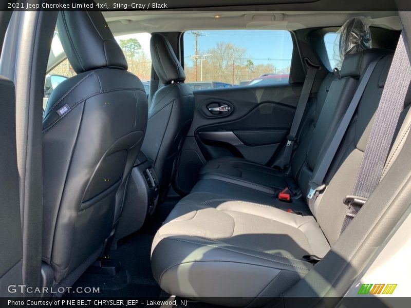 Sting-Gray / Black 2021 Jeep Cherokee Limited 4x4