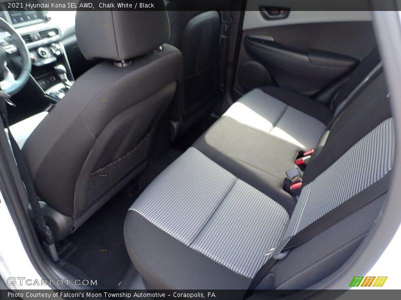 Chalk White / Black 2021 Hyundai Kona SEL AWD