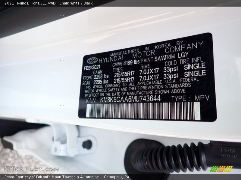 Chalk White / Black 2021 Hyundai Kona SEL AWD