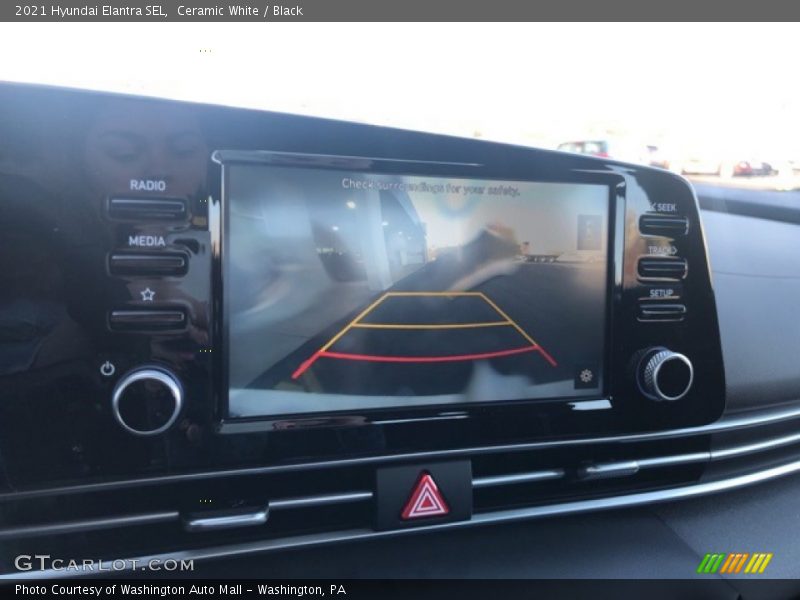 Ceramic White / Black 2021 Hyundai Elantra SEL