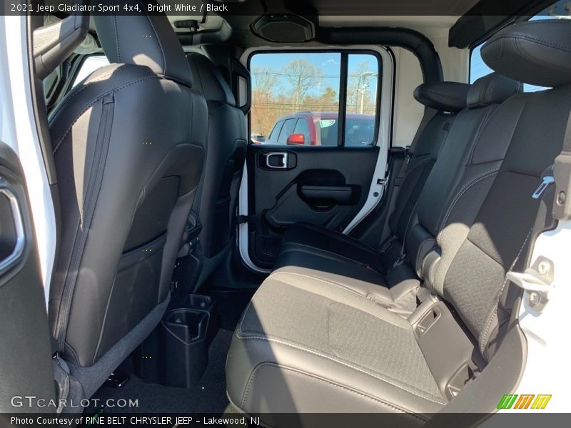 Bright White / Black 2021 Jeep Gladiator Sport 4x4