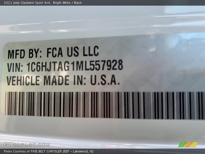 Bright White / Black 2021 Jeep Gladiator Sport 4x4
