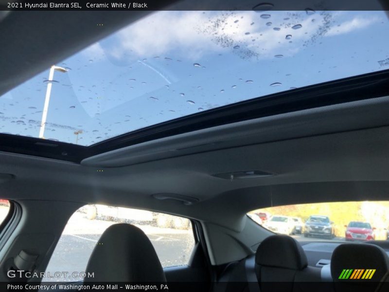 Ceramic White / Black 2021 Hyundai Elantra SEL