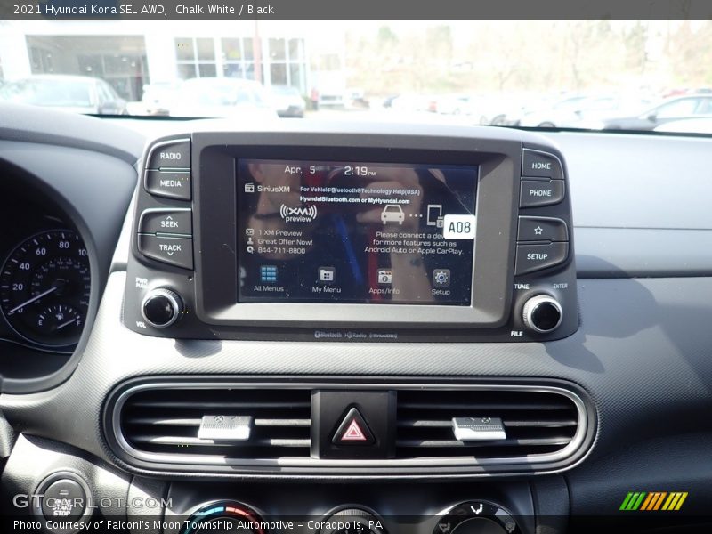 Chalk White / Black 2021 Hyundai Kona SEL AWD