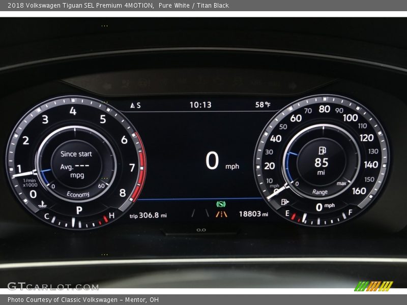Pure White / Titan Black 2018 Volkswagen Tiguan SEL Premium 4MOTION