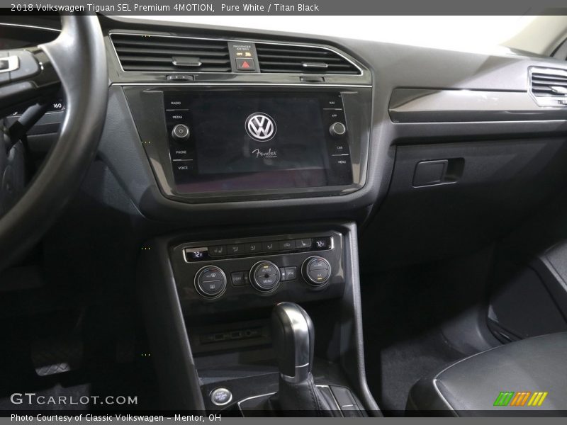 Pure White / Titan Black 2018 Volkswagen Tiguan SEL Premium 4MOTION