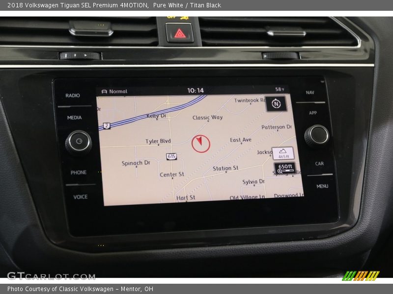 Pure White / Titan Black 2018 Volkswagen Tiguan SEL Premium 4MOTION