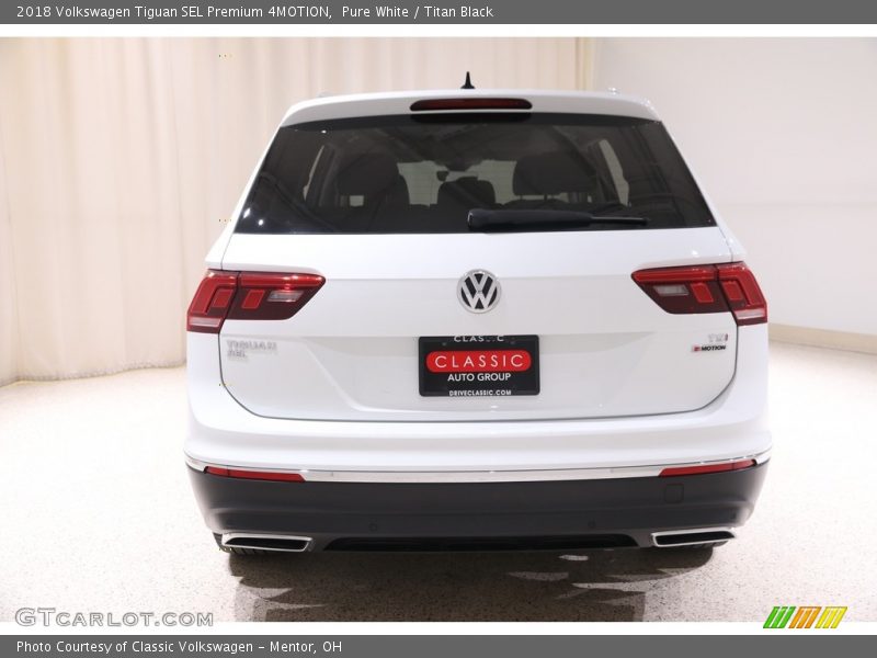 Pure White / Titan Black 2018 Volkswagen Tiguan SEL Premium 4MOTION