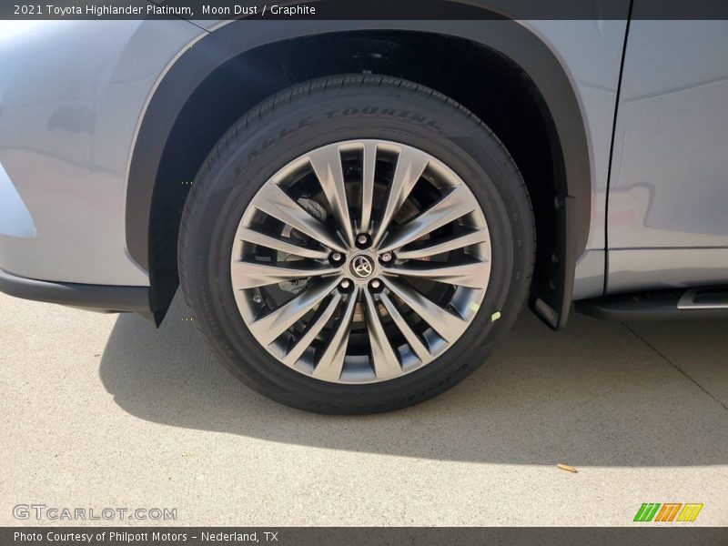 Moon Dust / Graphite 2021 Toyota Highlander Platinum