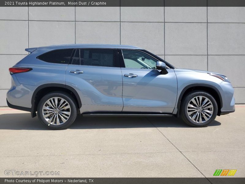 Moon Dust / Graphite 2021 Toyota Highlander Platinum