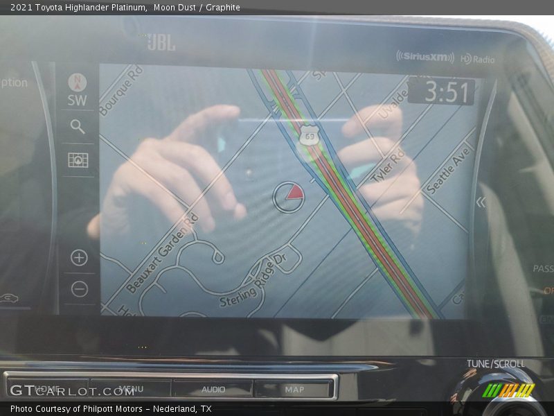 Moon Dust / Graphite 2021 Toyota Highlander Platinum