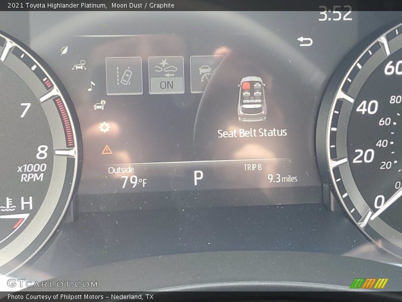 Moon Dust / Graphite 2021 Toyota Highlander Platinum