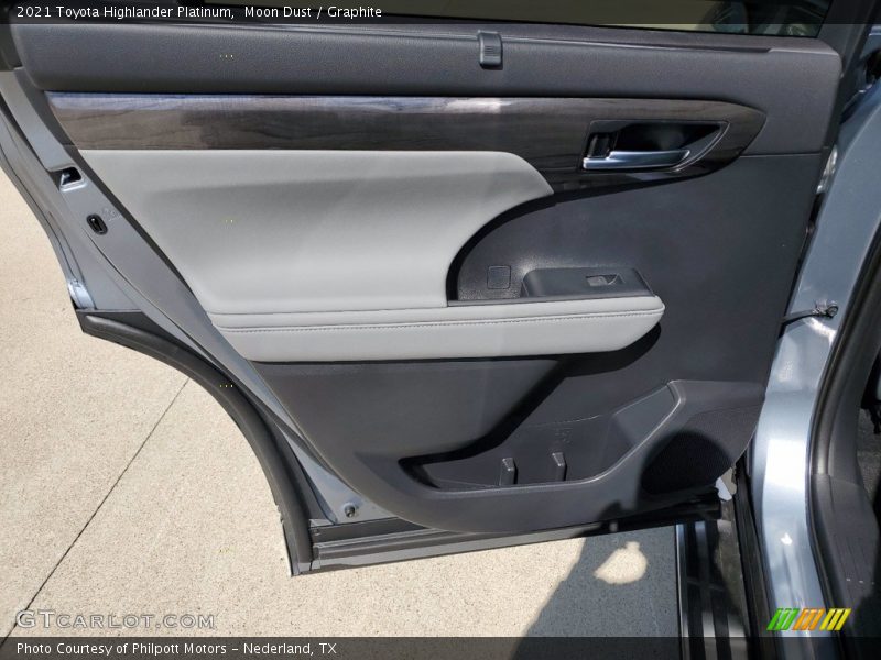 Moon Dust / Graphite 2021 Toyota Highlander Platinum
