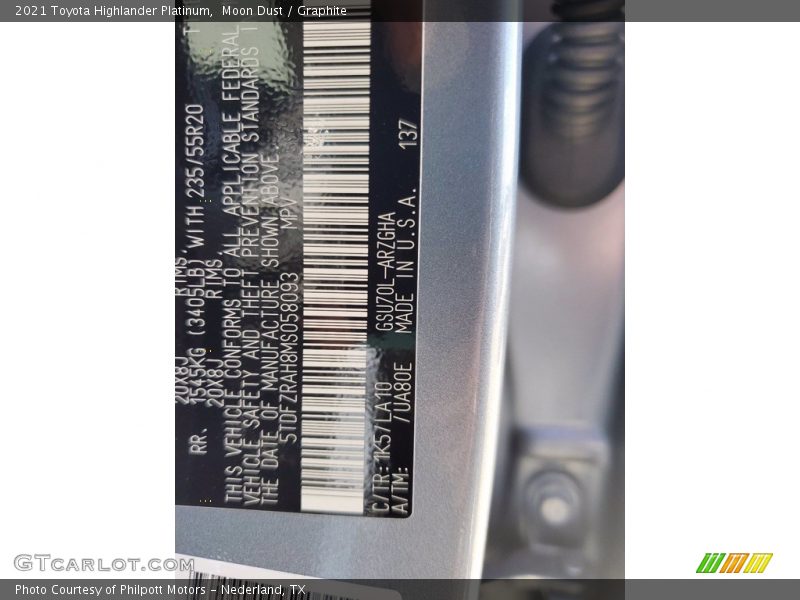 Moon Dust / Graphite 2021 Toyota Highlander Platinum