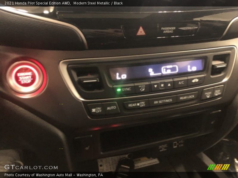 Modern Steel Metallic / Black 2021 Honda Pilot Special Edition AWD