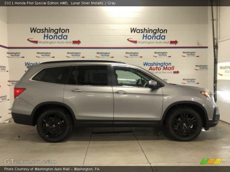 Lunar Silver Metallic / Gray 2021 Honda Pilot Special Edition AWD