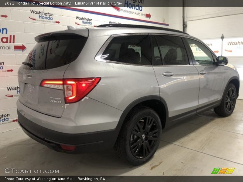 Lunar Silver Metallic / Gray 2021 Honda Pilot Special Edition AWD