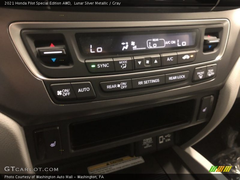 Lunar Silver Metallic / Gray 2021 Honda Pilot Special Edition AWD