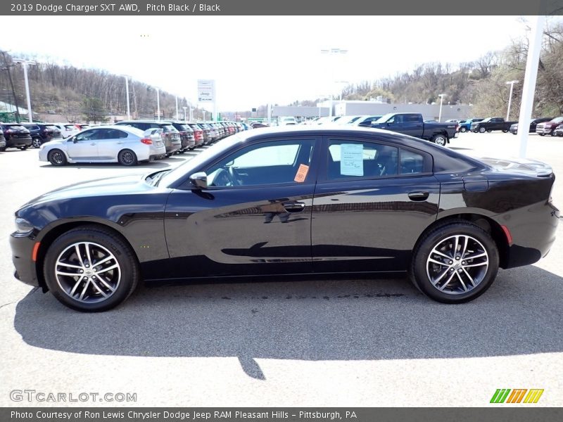 Pitch Black / Black 2019 Dodge Charger SXT AWD