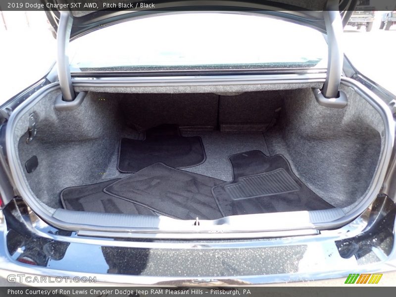 Pitch Black / Black 2019 Dodge Charger SXT AWD