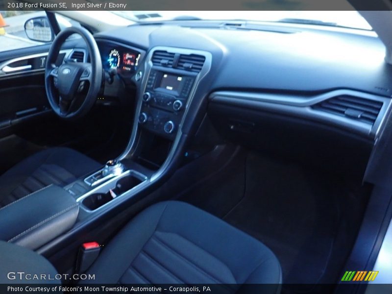 Ingot Silver / Ebony 2018 Ford Fusion SE