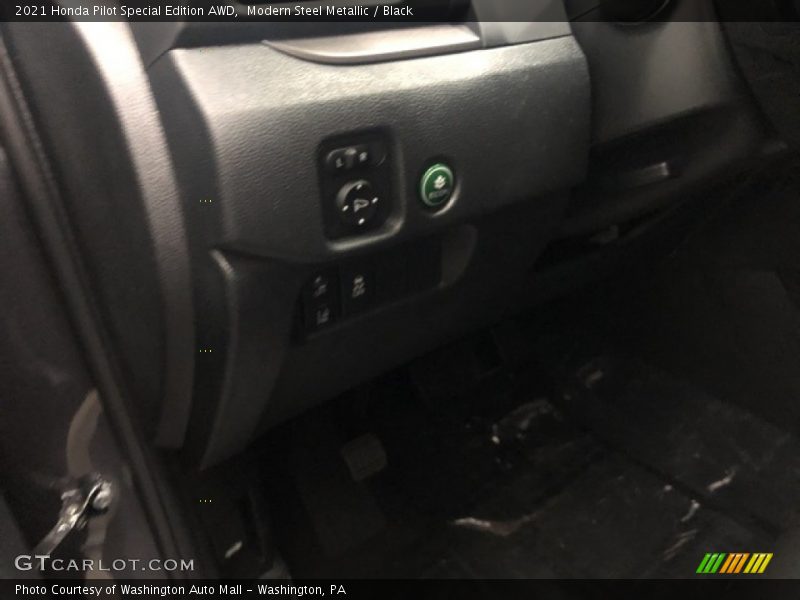 Modern Steel Metallic / Black 2021 Honda Pilot Special Edition AWD