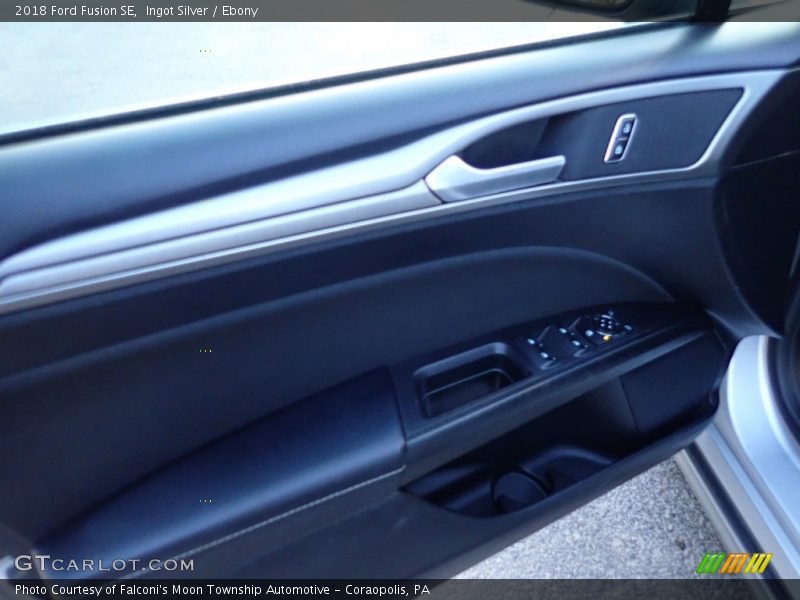 Ingot Silver / Ebony 2018 Ford Fusion SE