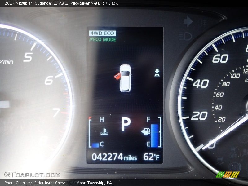 Alloy Silver Metallic / Black 2017 Mitsubishi Outlander ES AWC