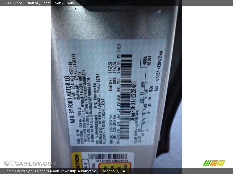 Ingot Silver / Ebony 2018 Ford Fusion SE