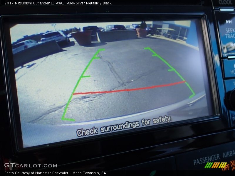 Alloy Silver Metallic / Black 2017 Mitsubishi Outlander ES AWC