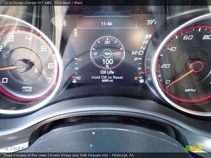 Pitch Black / Black 2019 Dodge Charger SXT AWD